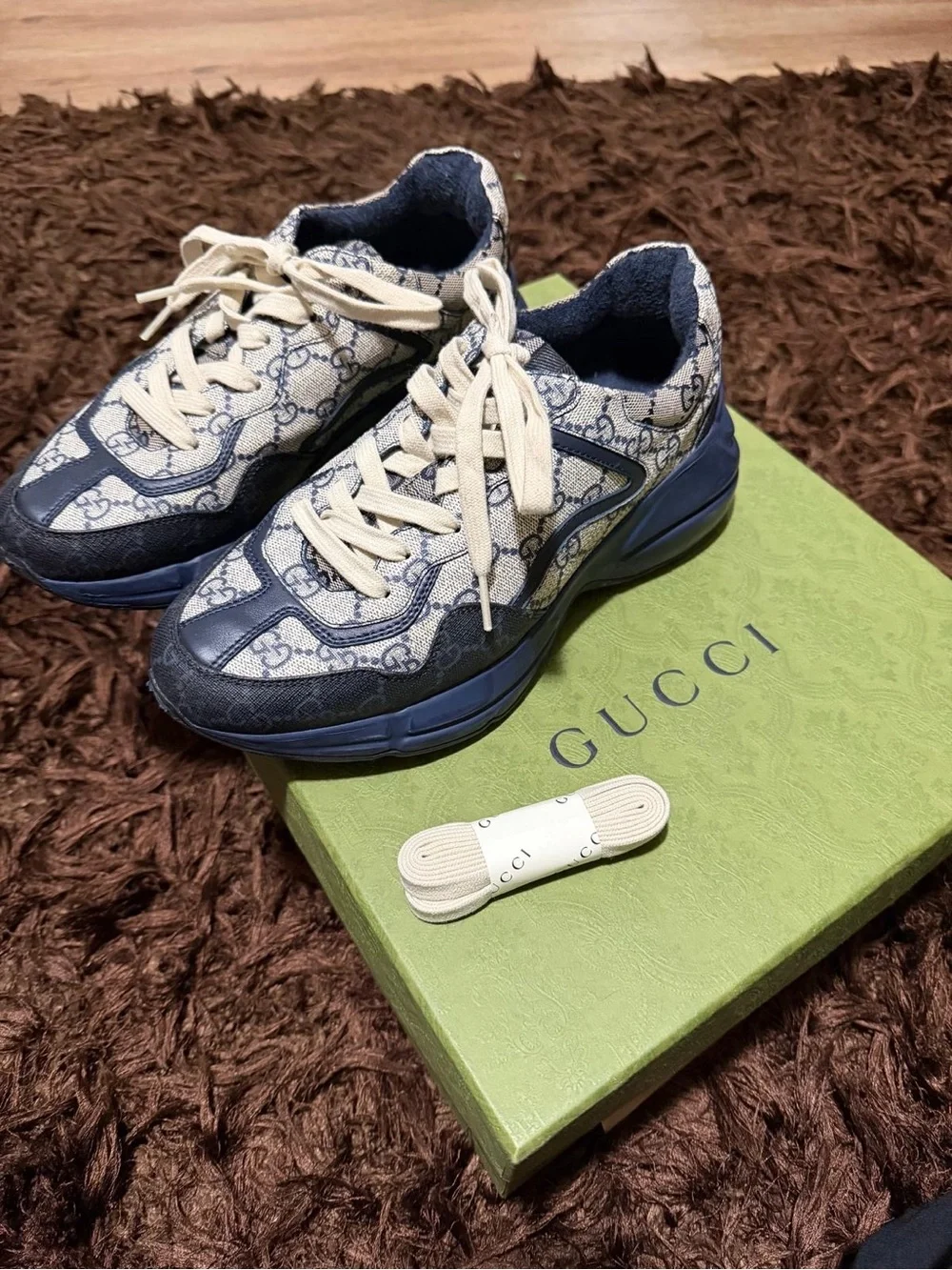Gucci shoes